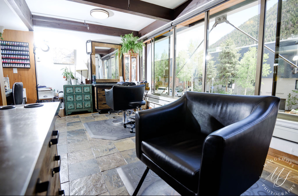 Ajax Salon & Spa nail photo 4